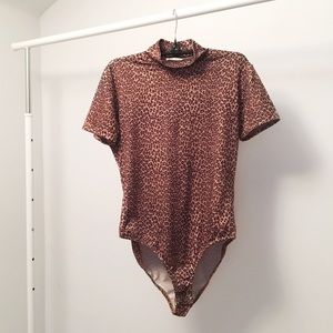 Vintage Leopard Print Turtleneck Bodysuit